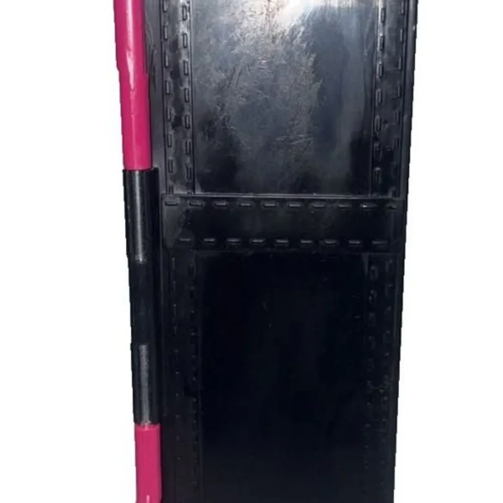 Barbie Fashionista Ultimate PINK Closet Portable Wardrobe ~ inc. clothing/acc.